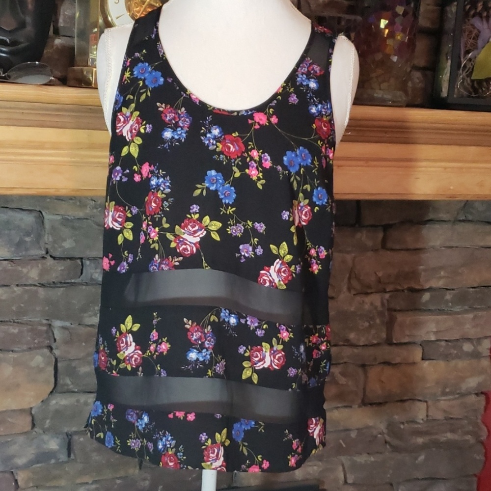 ⚡SALE⚡EXPRESS FLORAL TANK WITH SHEER STRIPS SZ M